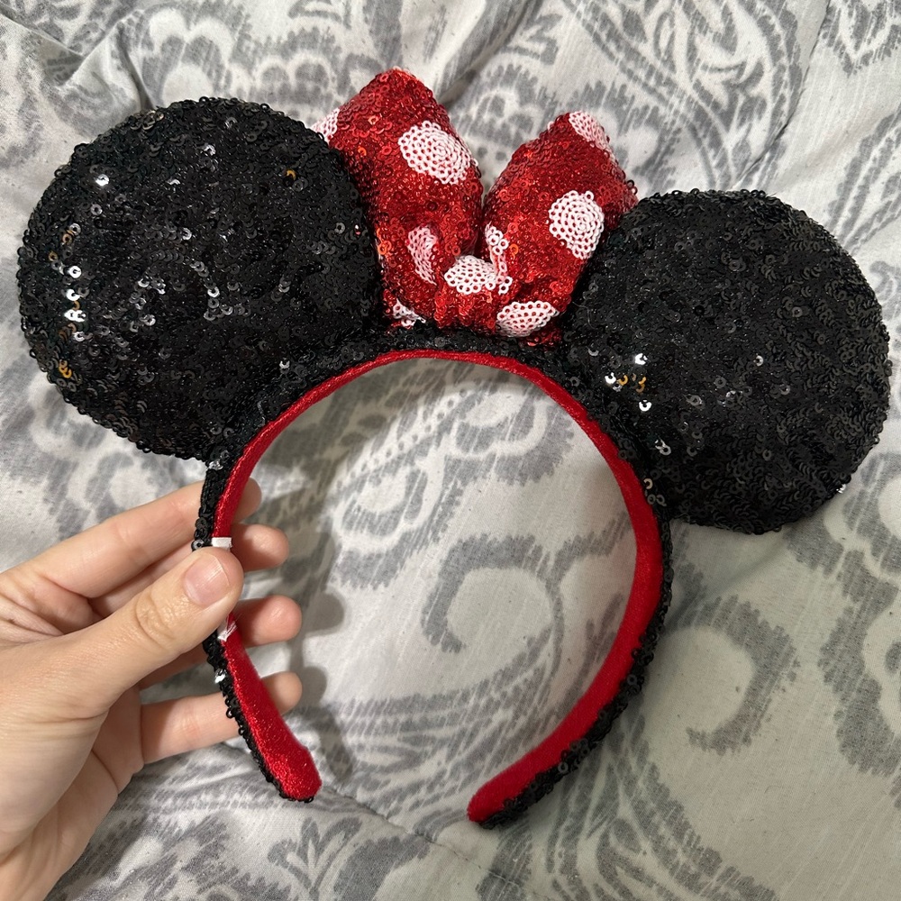 Minnie Ears - Picture 2 of 2